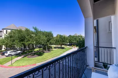 10929 Upland Park, Houston, TX 77043 - Photo 16