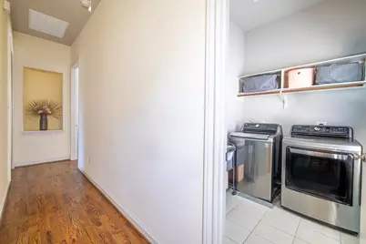 10929 Upland Park, Houston, TX 77043 - Photo 14