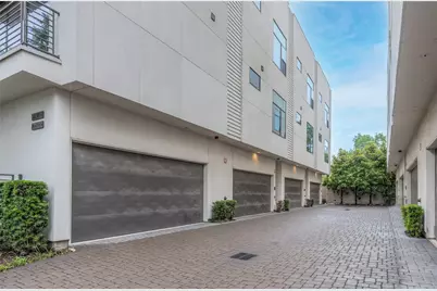 1004 California Street #402, Houston, TX 77006 - Photo 24