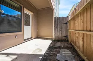 5811 Maxie St, Houston, TX 77007 - Photo 14