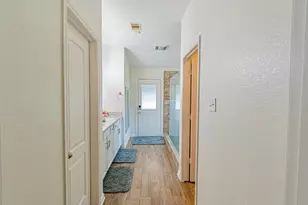 4108 S Meridian Greens Dr, Dickinson, TX 77539 - Photo 8
