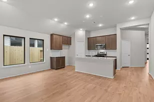 9623 Mount Brewer Ln, Porter, TX 77365 - Photo 8