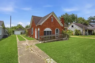 1518 Munger St, Houston, TX 77023 - Photo 2
