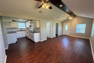211 S Avenue C, Freeport, TX 77541 - Photo 6