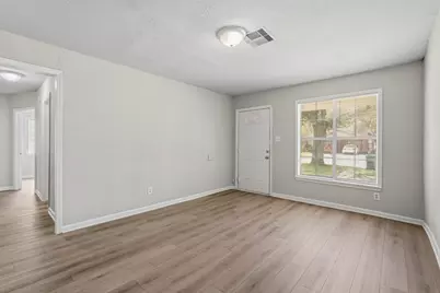 2401 Windsor Lane, Pasadena, TX 77506 - Photo 4