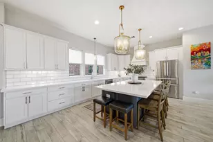 2813 Hicks St, Houston, TX 77007 - Photo 1