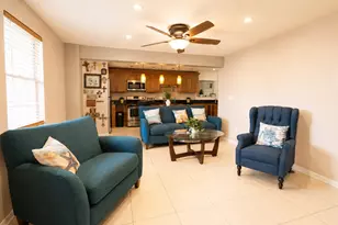 579 Warsaw St, Bayou Vista, TX 77563 - Photo 10