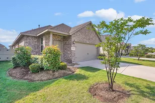 17121 Upland Bent Ct, Conroe, TX 77385 - Photo 2