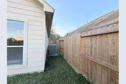 5730 Landon Creek Lane, Katy, TX 77449 - Photo 32