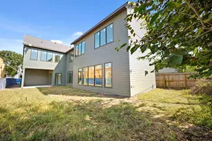 726 E 7th St, Houston, TX 77007 - Photo 14