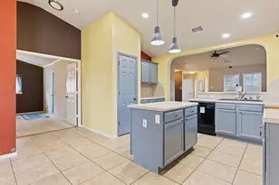 129 Lava Bed Dr, Pflugerville, TX 78660 - Photo 10