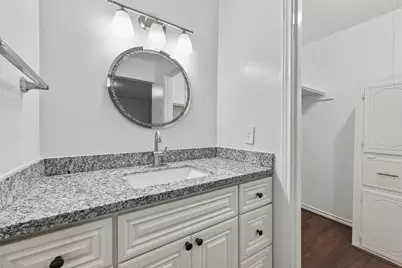 8401 Hanfro Lane, Houston, TX 77088 - Photo 36