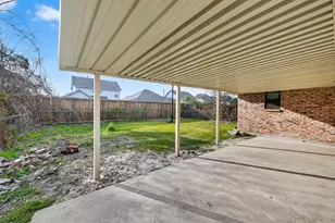 8401 Hanfro Ln, Houston, TX 77088 - Photo 38