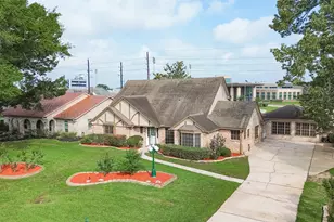 607 E Cypresswood Dr, Spring, TX 77373 - Photo 1