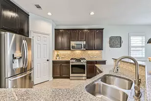 2869 Milano Ln, League City, TX 77573 - Photo 20