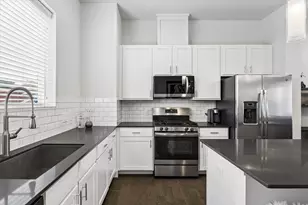 1310 Hussion St, Houston, TX 77003 - Photo 10