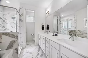 1310 Hussion St, Houston, TX 77003 - Photo 22