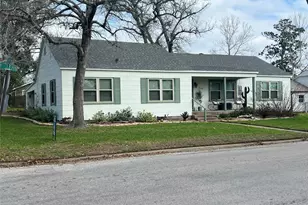 236 W Glenn St, Bellville, TX 77418 - Photo 12