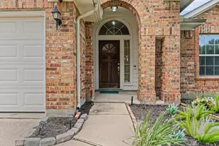 14843 Wooded Glen Ct, Cypress, TX 77429 - Photo 2