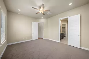 8510 Morning Melody Dr, Houston, TX 77063 - Photo 12