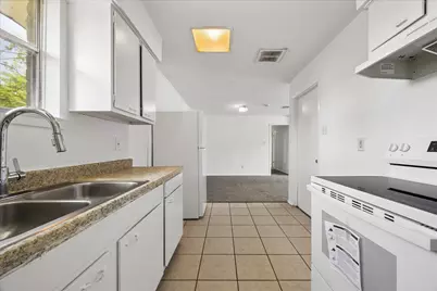 4938 Glenridge Street, Houston, TX 77053 - Photo 4