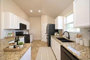 3111 Keystone Square Ln, Rosenberg, TX 77471 - Photo 4