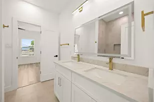 9011 Surry St, Houston, TX 77028 - Photo 18