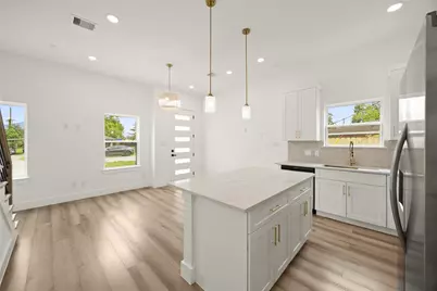 9011 Surry Street, Houston, TX 77028 - Photo 8