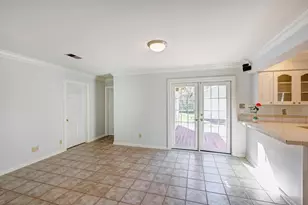 1027 Althea Dr, Houston, TX 77018 - Photo 8