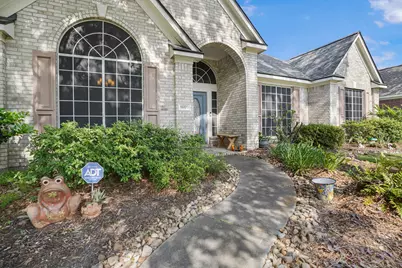 19703 Clear Glen Drive, Humble, TX 77346 - Photo 2