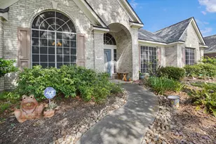 19703 Clear Glen Dr, Humble, TX 77346 - Photo 2
