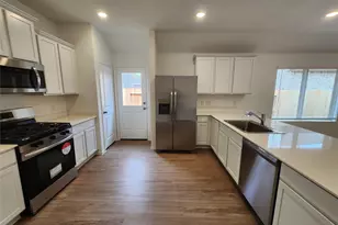 1954 Ballesteros St, Crosby, TX 77532 - Photo 4