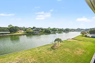 18511 Egret Bay Blvd, Webster, TX 77058 - Photo 1
