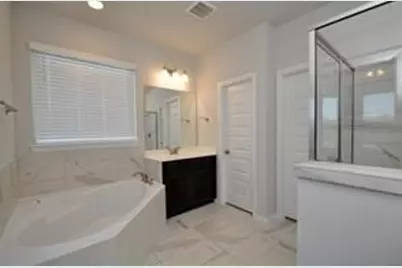 8634 Marble Terrace Court, Richmond, TX 77407 - Photo 8