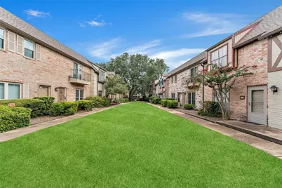 14723 Barryknoll Lane #99, Houston, TX 77079 - Photo 4