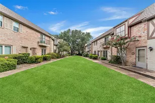 14723 Barryknoll Ln, Houston, TX 77079 - Photo 4