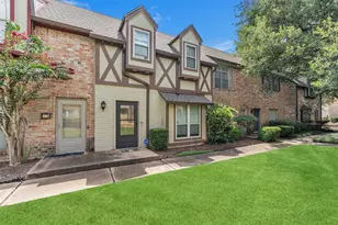 14723 Barryknoll Ln, Houston, TX 77079 - Photo 2