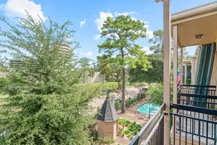 4515 Briar Hollow Pl, Houston, TX 77027 - Photo 4