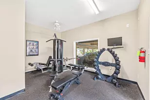4515 Briar Hollow Pl, Houston, TX 77027 - Photo 32