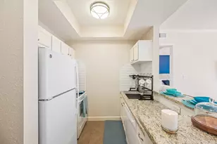 4515 Briar Hollow Pl, Houston, TX 77027 - Photo 10