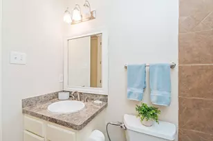 4515 Briar Hollow Pl, Houston, TX 77027 - Photo 22