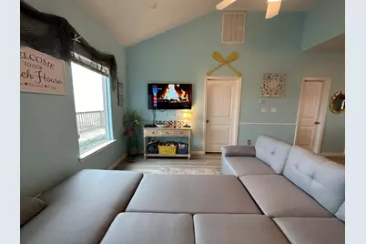 124 Howard Avenue #D, Surfside Beach, TX 77541 - Photo 16