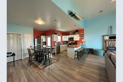 124 Howard Avenue #D, Surfside Beach, TX 77541 - Photo 18
