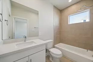 6340 Paddington Bnd Dr, Houston, TX 77008 - Photo 16