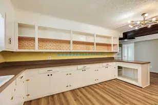 159 Oak Dr, Lake Jackson, TX 77566 - Photo 12