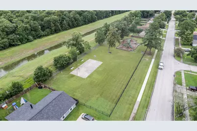 16763 N Gull Drive S, Conroe, TX 77385 - Photo 38