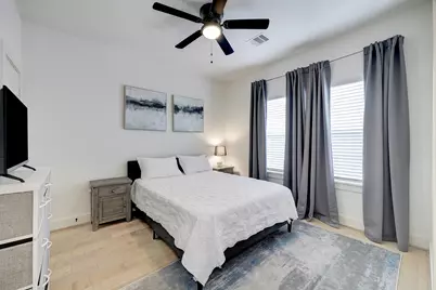 2015 Lou Ellen Lane #D, Houston, TX 77018 - Photo 14