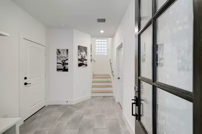 2015 Lou Ellen Lane #D, Houston, TX 77018 - Photo 2
