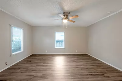 11734 Greenglen Drive, Houston, TX 77044 - Photo 2