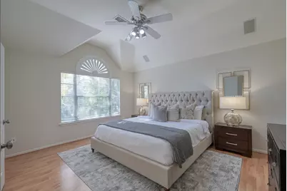 14 Redland Place, The Woodlands, TX 77382 - Photo 20